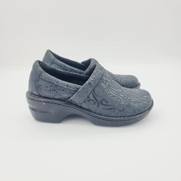 BOC Born Concept Black Leather Slip On Embossed Clogs Women's BC4630 Size 8 / 39 - Picture 7 of 12